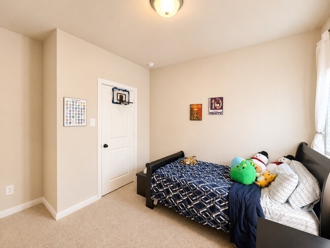 Building Photo - 7363 Lake Arrowhead Ln