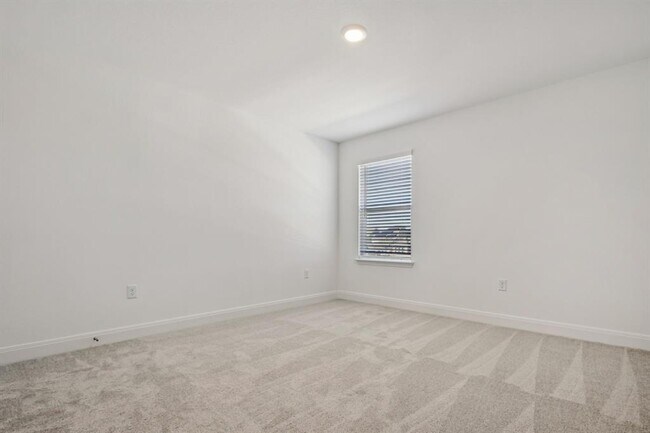 Building Photo - 500 Madelines Mdw Ln