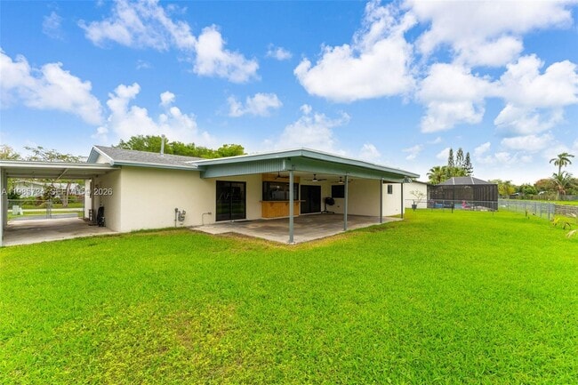 Building Photo - 9454 Sterling Dr