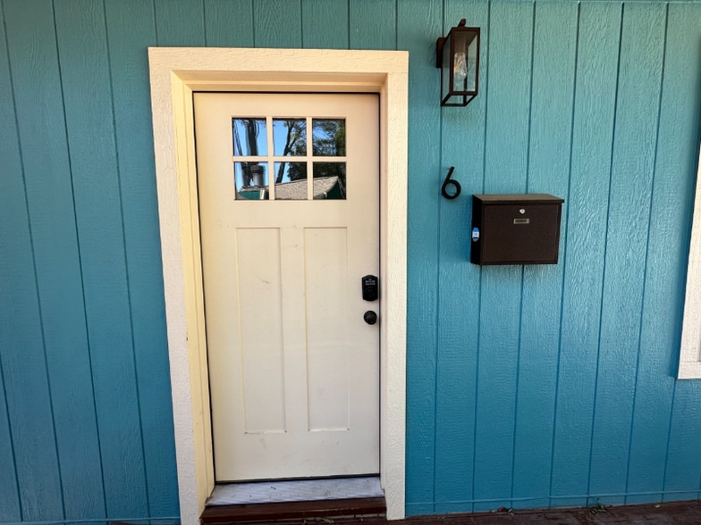 Primary Photo - 507 E 7th St