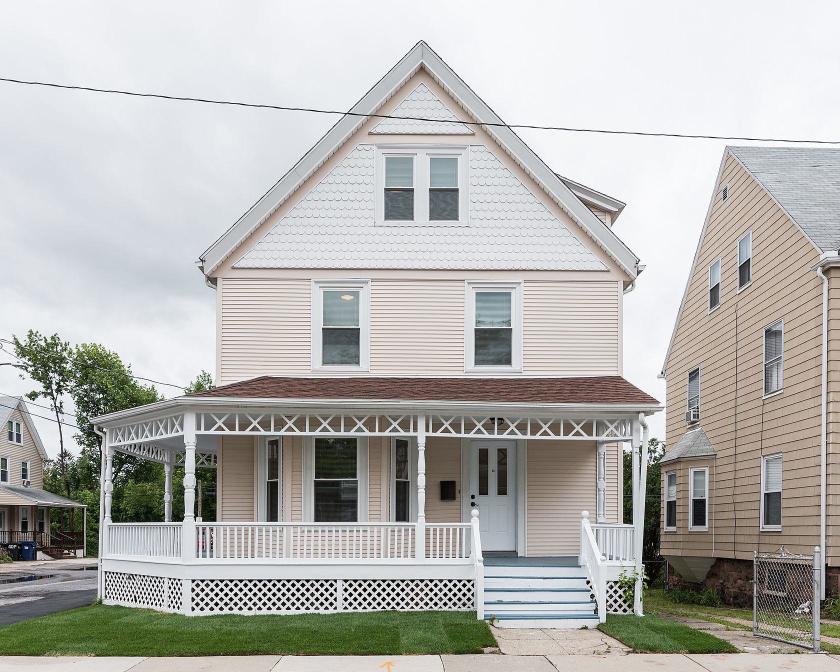 Building Photo - 58 Saunders St