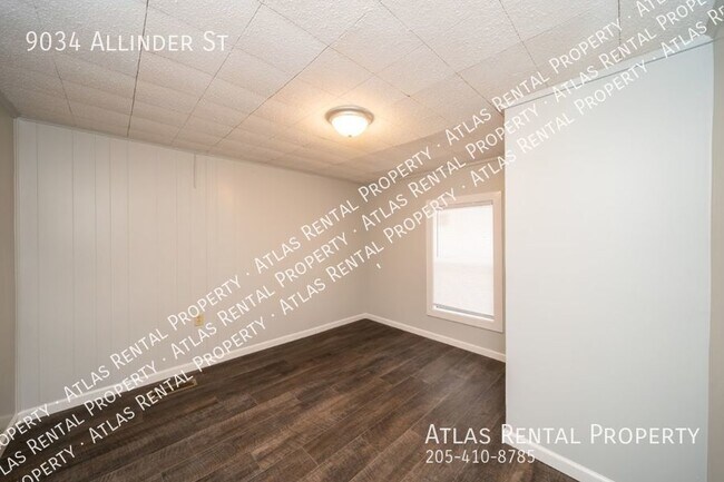 Building Photo - 9034 Allinder St