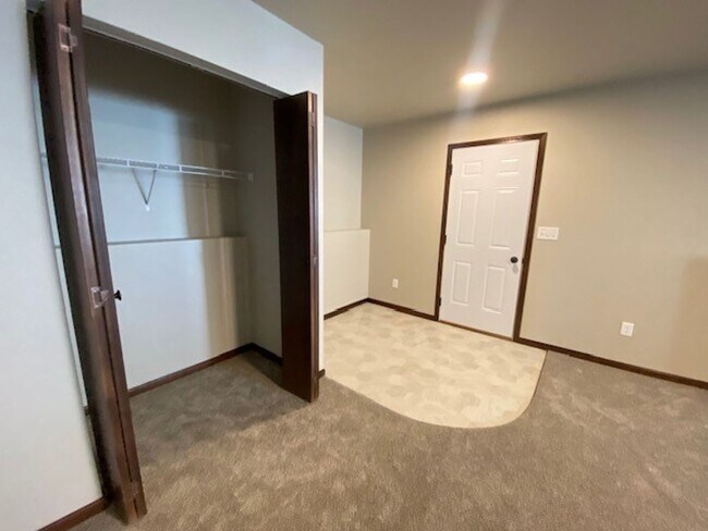 Building Photo - 6437 83rd Ave S