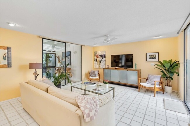 Building Photo - 761 Pine Run Dr