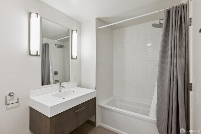 Building Photo - 52 Innes Ct