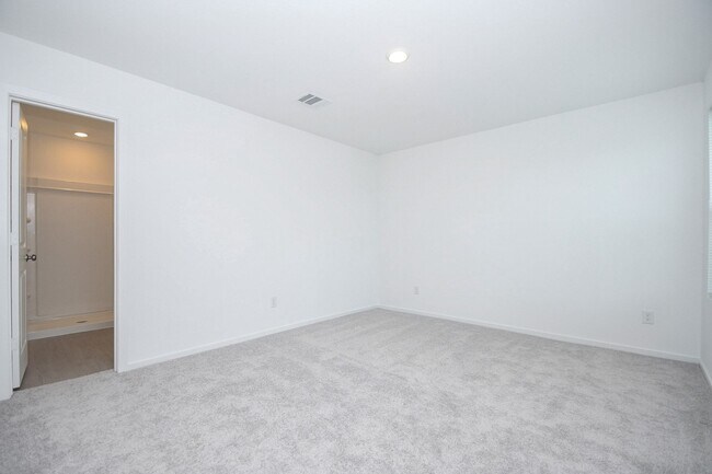 Building Photo - 923 Capracotta Dr