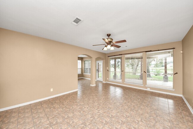 Building Photo - 24543 Pelican Hill Dr