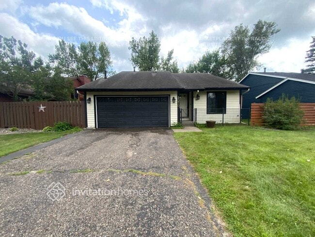 Building Photo - 1370 Willow Creek Ln