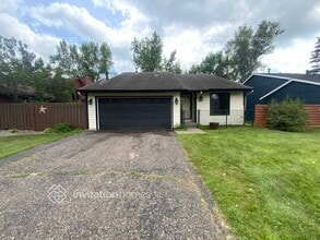 Building Photo - 1370 Willow Creek Ln