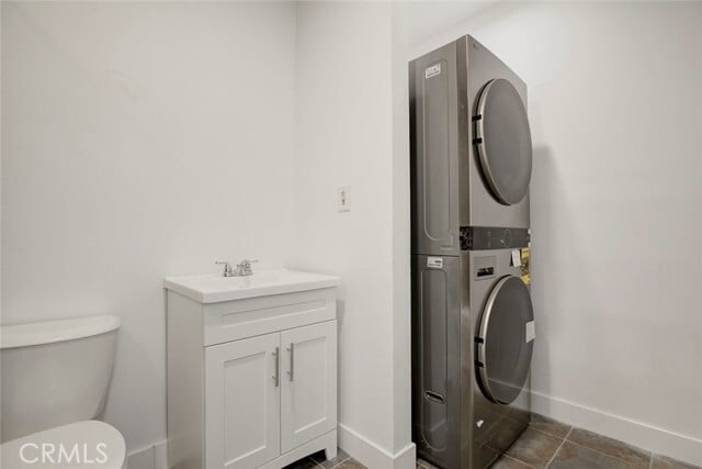 Building Photo - 11326 Haskell Ave