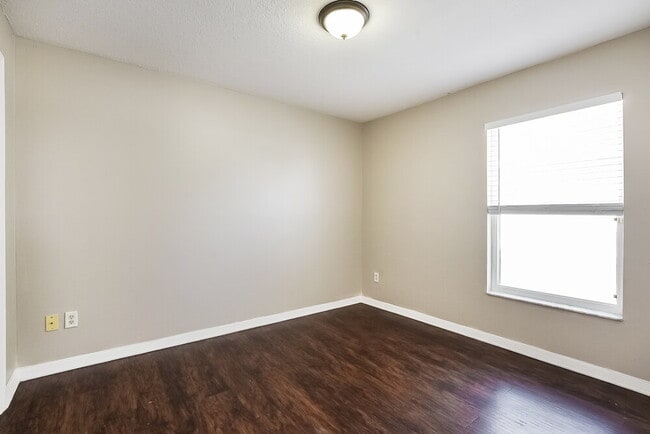 Building Photo - 10733 Brown Trout Cir