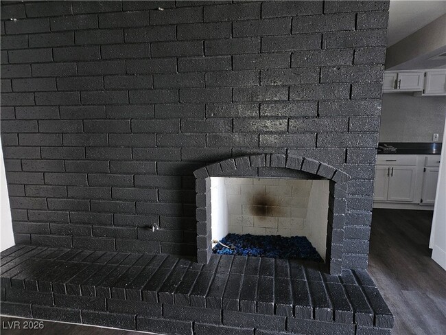 Building Photo - 6764 Groveview Ln