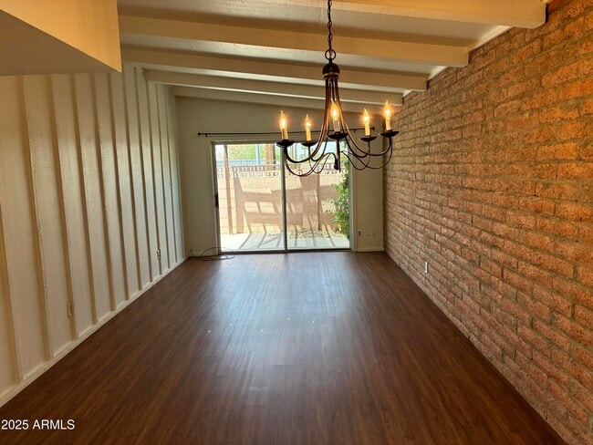 Building Photo - 3066 N 32nd St