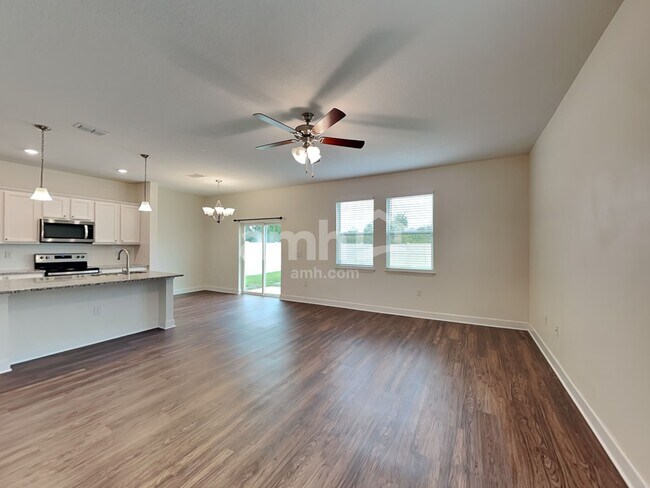 Building Photo - 4647 Reisswood Loop