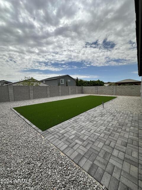 Building Photo - 13209 W Roy Rogers Rd