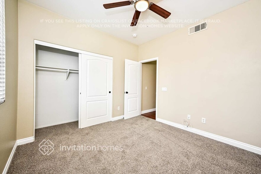 Building Photo - 9167 S Cullen Wy