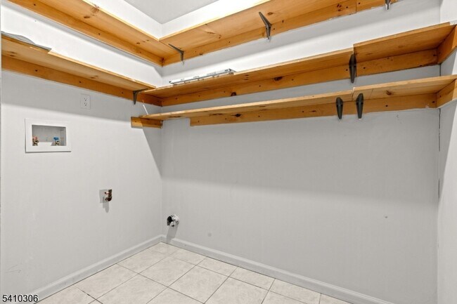 Building Photo - 457 Irvine Turner Blvd