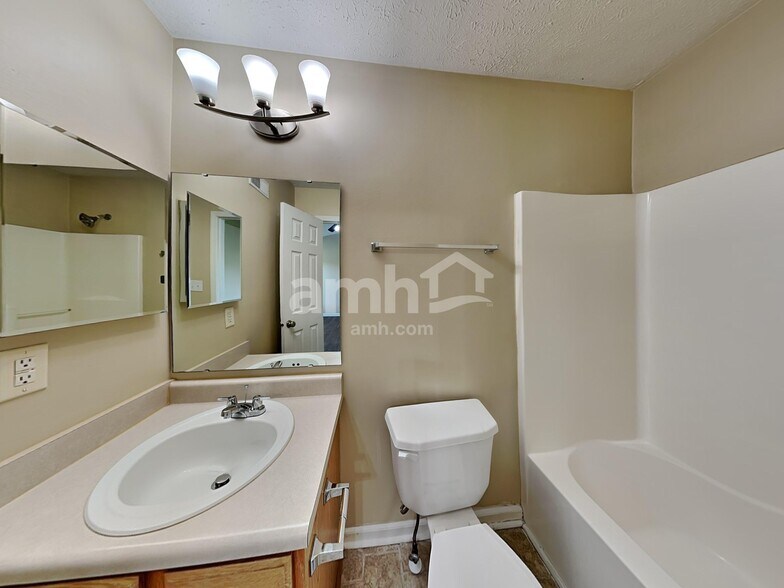 Building Photo - 6714 W Odessa Way