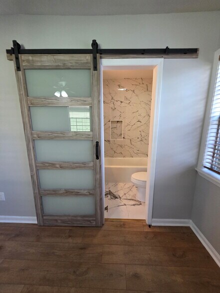 Master bathroom - 737 N 35th St