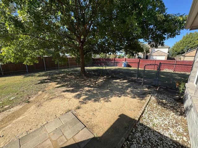 Building Photo - 9205 Lenox Dr