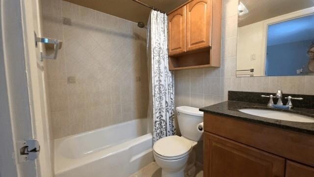 Building Photo - 253 S Cypress Rd