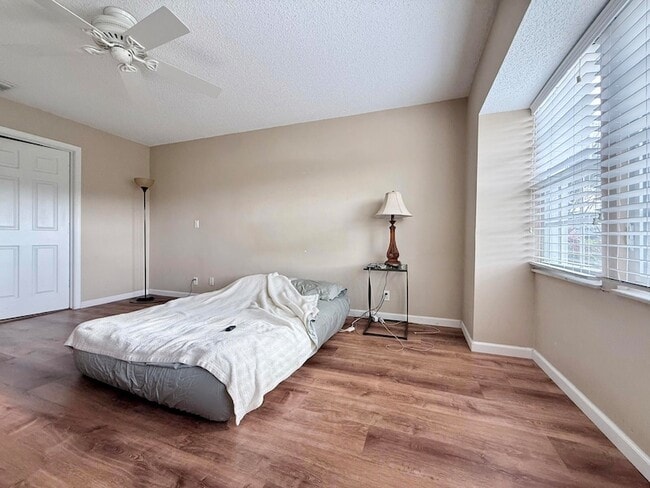 Building Photo - 11584 Winchester Dr