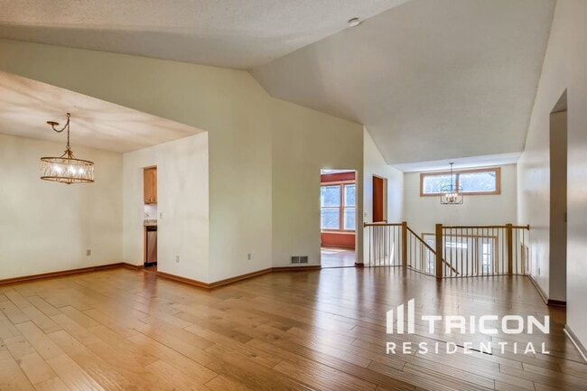 Building Photo - 2110 Helmo Ave N