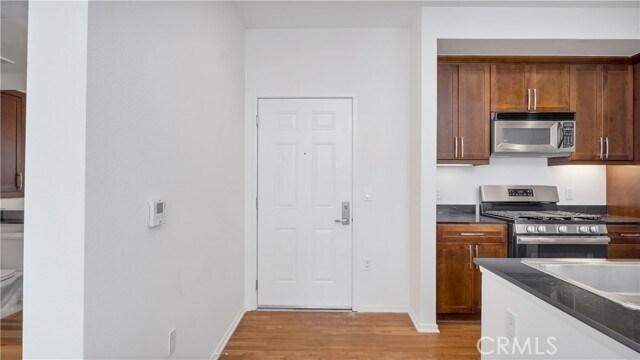 Building Photo - 1416 Scholarship