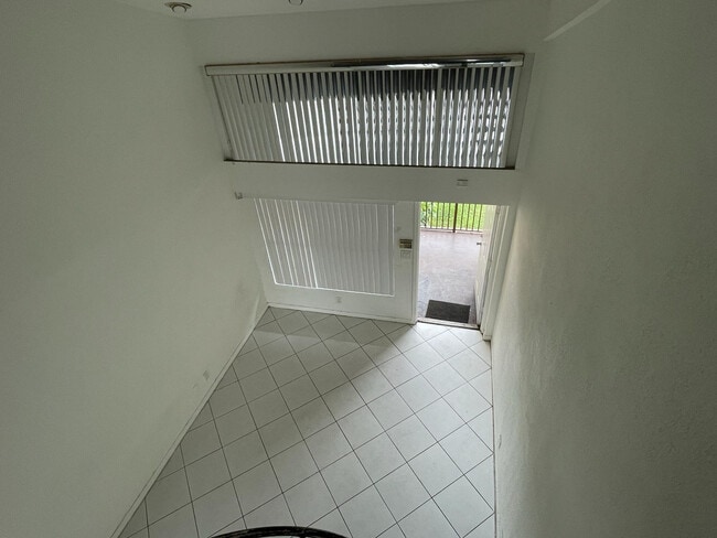 Building Photo - 4121 NW 26th St