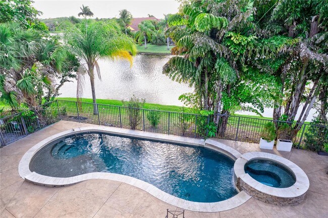 Building Photo - Deerwood Lane, Weston, FL 33326 - 4 BR 2.5 BA house