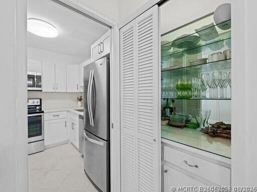 Building Photo - 3221 S Ocean Blvd