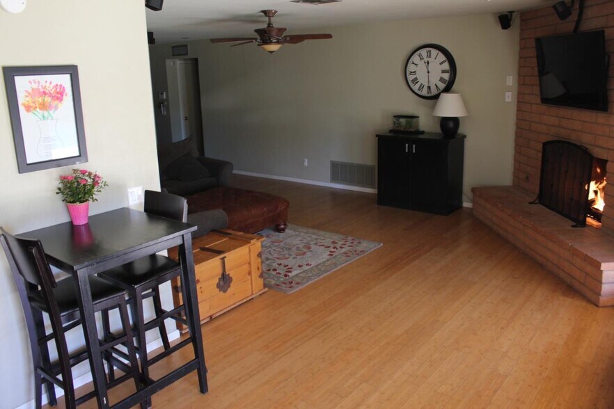 Building Photo - 8353 E Via de Sereno