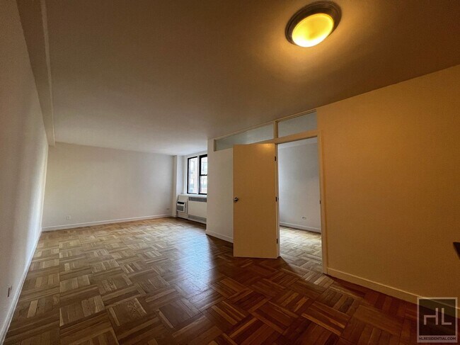 Primary Photo - E 79th St – Yorkville-Studio