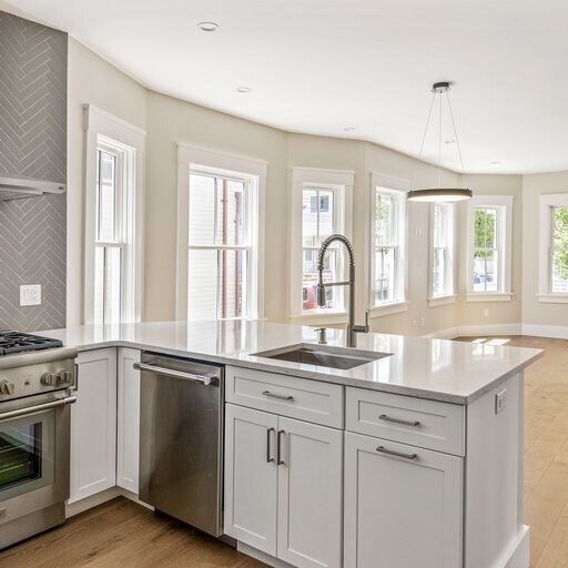 Building Photo - 111 Pearson Rd