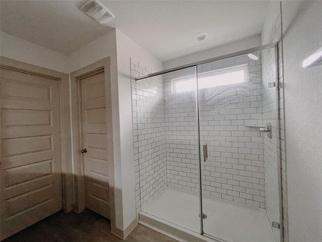 Building Photo - 8015 Black Forest Ln