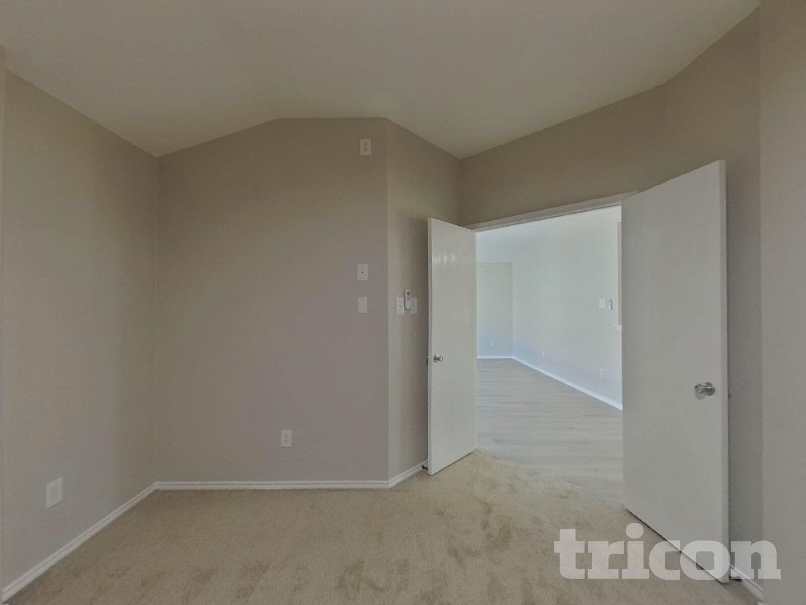 Building Photo - 5825 Show Master Ln