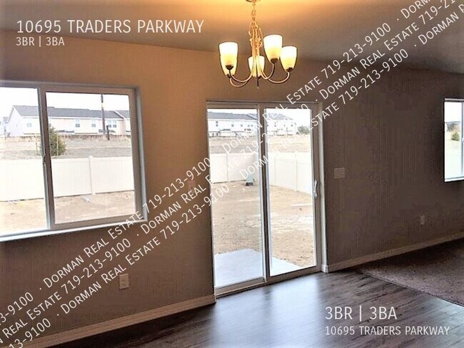 Building Photo - 10695 Traders Pkwy