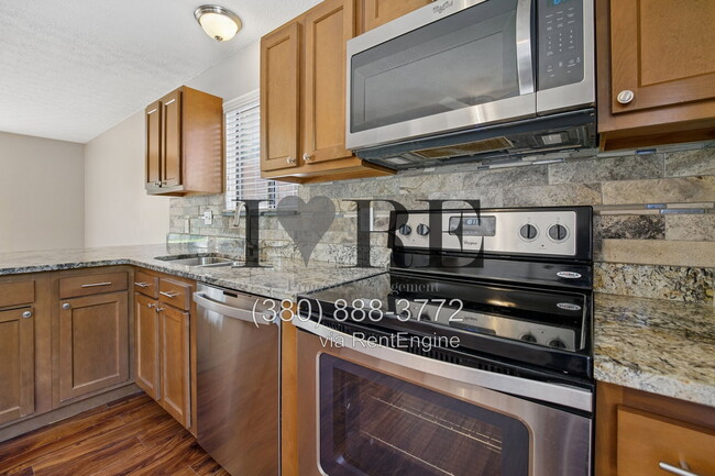 Building Photo - 8376 Covered Wagon Ct