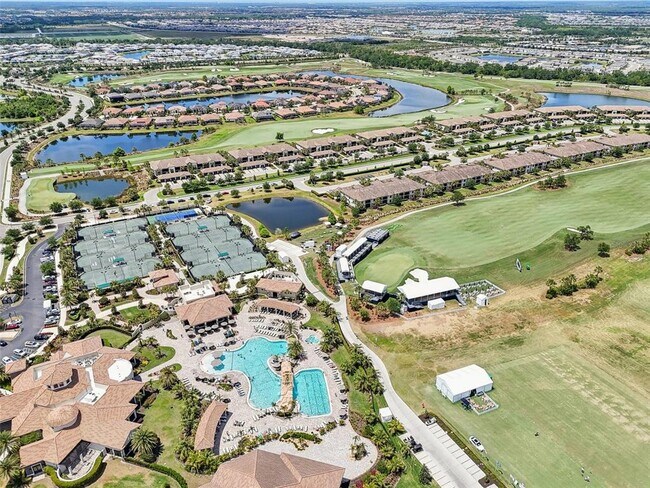 Building Photo - 5528 Palmer Cir