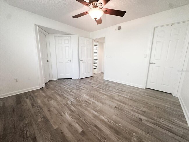 Building Photo - 2500 Winding Creek Blvd