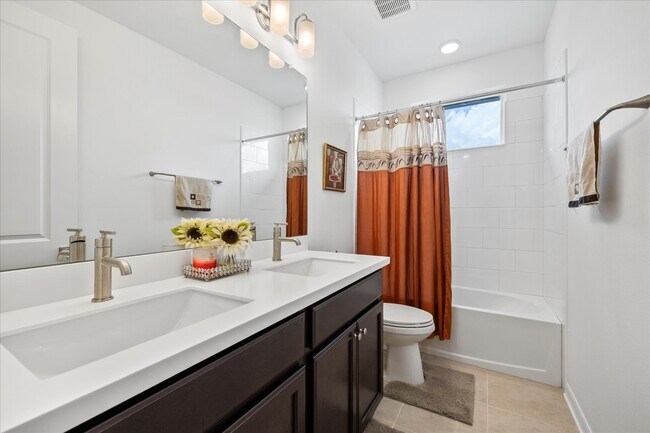 Building Photo - 12195 Stirrup Dr