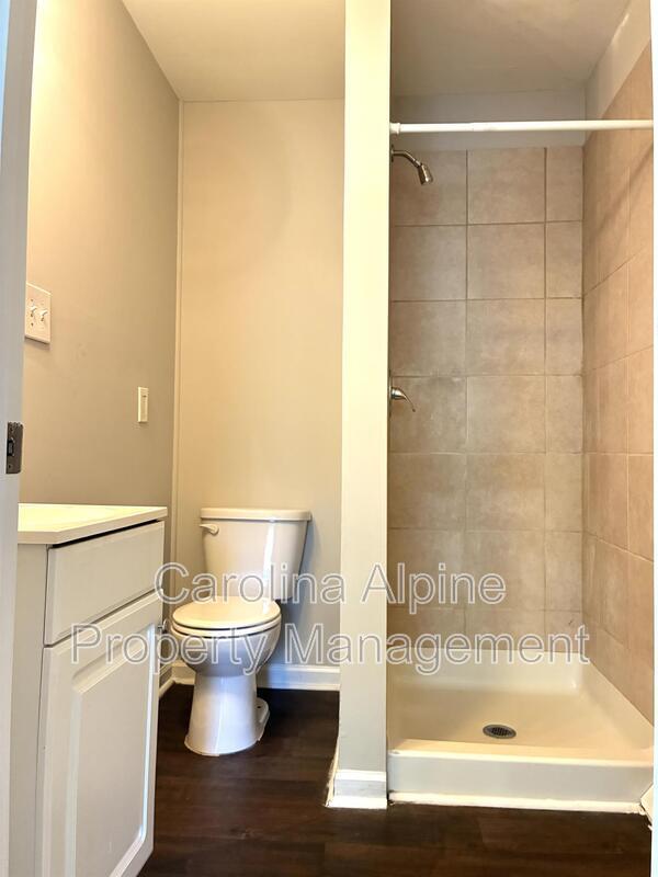 Building Photo - 6800 Fieldvale Pl