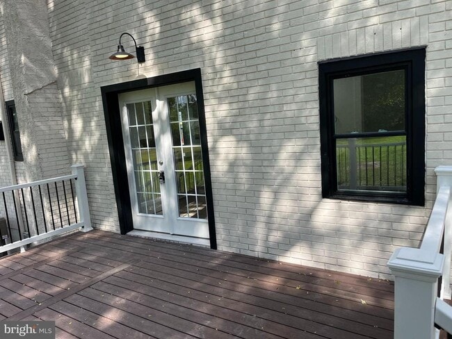 Building Photo - 924 Bethlehem Pike