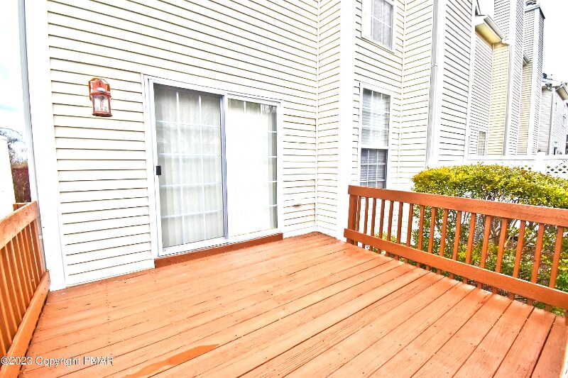 Building Photo - 106 Bethpage Terrace