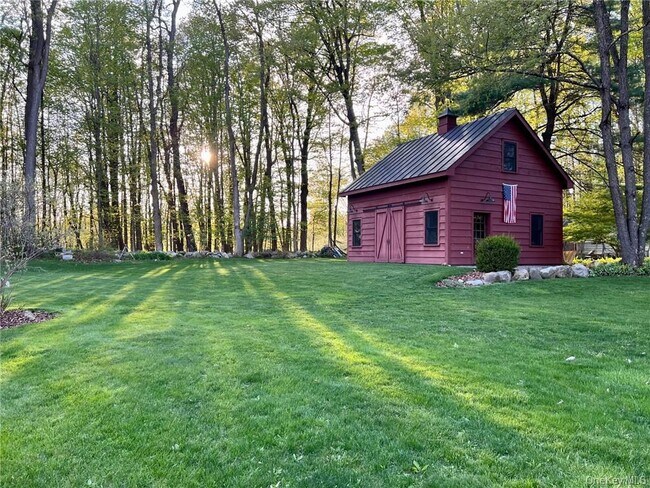 Building Photo - 19 Mill Ln