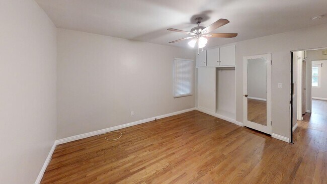 Building Photo - SDSU 5BD House – Walk to Campus, Prime Stu...