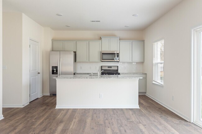Building Photo - 4742 Willow Bluff Cir