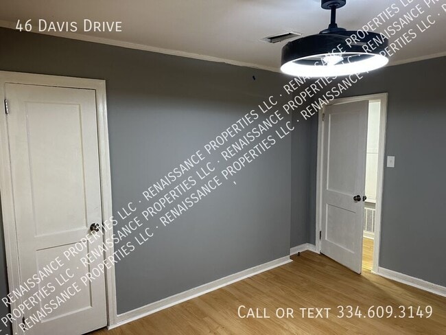 Building Photo - 46 Davis Dr