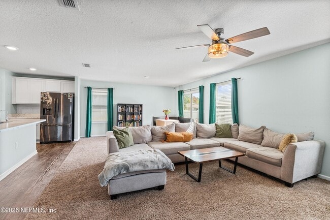 Building Photo - 3696 Shiner Dr