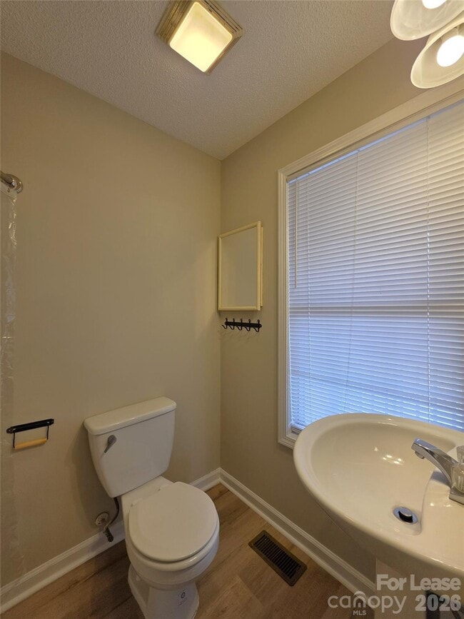 Building Photo - 9040 Reid St